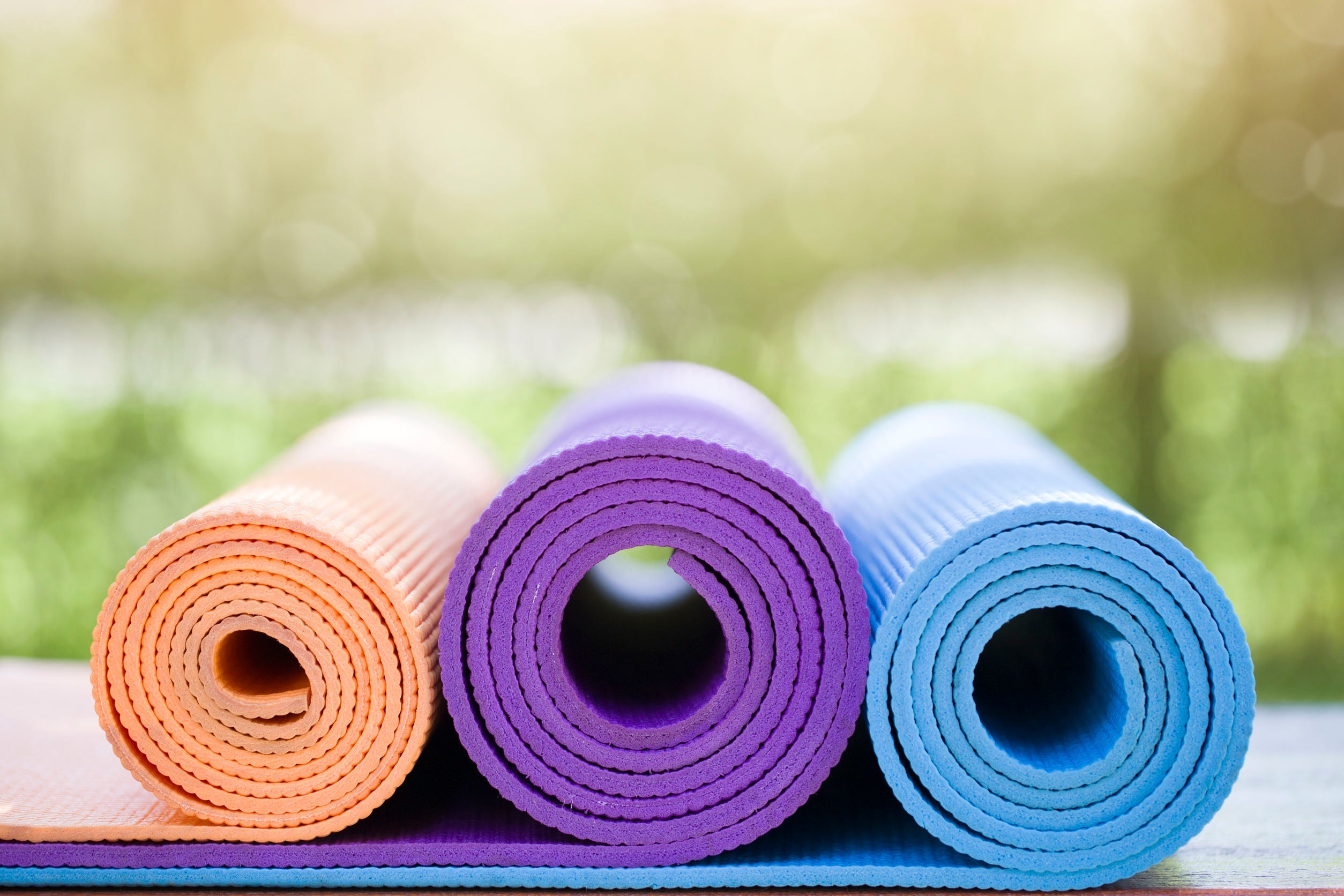 How To Pick A Yoga Mat